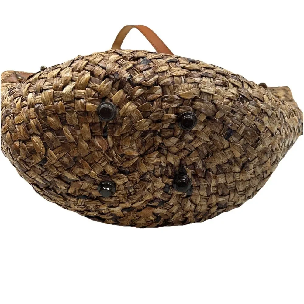 African Style Wicker Hand Bag Purse - With‎ Animal Decor